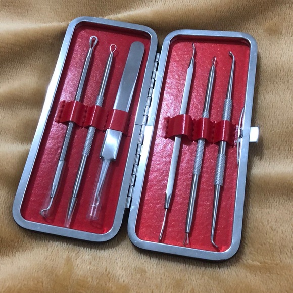 6pc Full Variety Blackhead Remover w/ Leather Case - Picture 2 of 4
